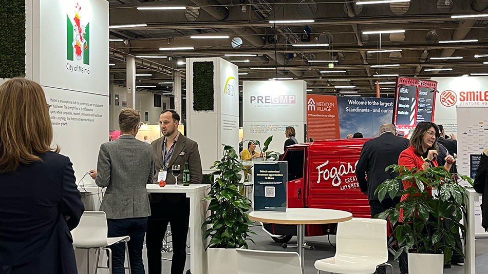 People at a life science conference